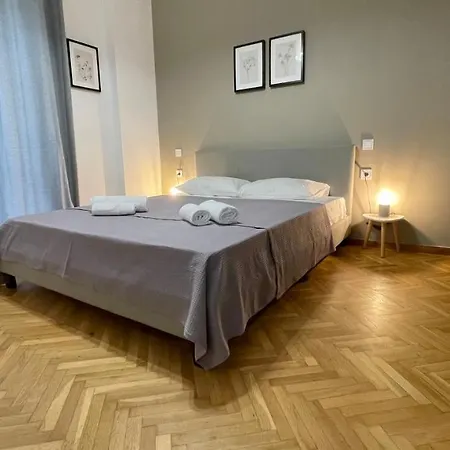 Apartment Gorgeous Renovated Apt. Close To Metro And Cultural Sites!